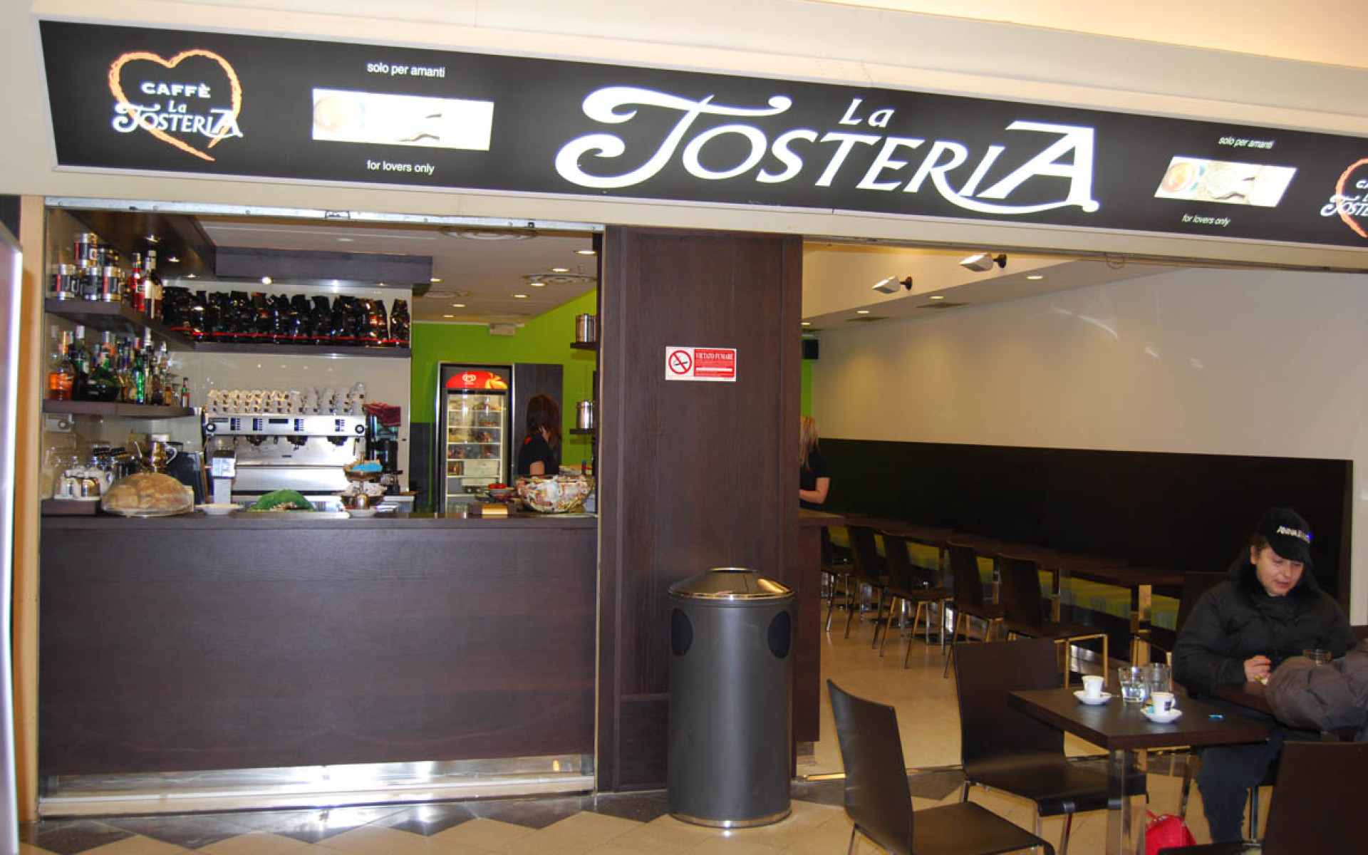 Arredamento bar food Progetto di arredo interno per il Caffè la Tosteria